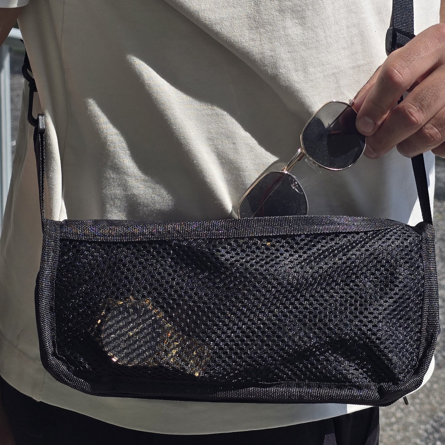 The Wildeseat - 2-in-1 Crossbody Chair Bag